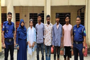 জাফলংয়ে নিজ স্ত্রীকে ৪ লাখ টাকায় ভারতে পাচারের চেষ্টা : ৪ মানব পাচারকারী গ্রেফতার