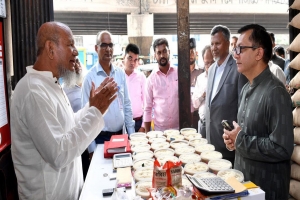 বাজারে চালের দাম ও সরবরাহ পরিস্থিতি বর্তমানে যথেষ্ট স্থিতিশীল রয়েছে : খন্দকার মুক্তাদির