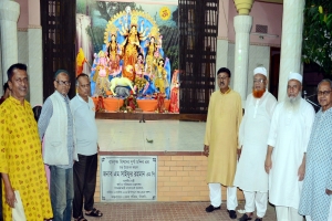 বিভিন্ন পূজা মন্ডব পরিদর্শন করল বাংলাদেশ মানবাধিকার বাস্তবায়ন ফাউন্ডেশনের নেতৃবৃন্দ