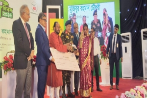  চা শিল্পের আধুনিকায়ন ও শ্রমিক কল্যাণে সমন্বিত পরিকল্পনার ওপর জোর এমপি মুজিবুর রহমানের