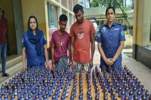কোম্পানীগঞ্জে বিপুল পরিমাণ ভারতীয় ফেনসিডিলসহ আটক ২