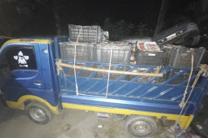 নগরীতে পুলিশের অভিযানে ভারতীয় টমেটোসহ আটক ২
