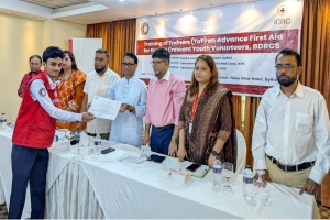 প্রতিদানের আশা নয়, মানুষের পাশে দাঁড়ানোর প্রস্তুতিই বড় অর্জন: ব্যারিস্টার এম এ সালাম