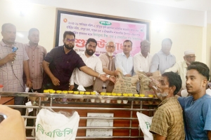 জগন্নাথপুরে কৃষকদের মাঝে বিনামূল্যে বীজ, চারা ও সার বিতরণ