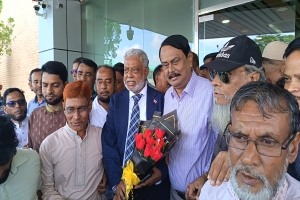দীর্ঘদিন পর দেশে ফিরলেন আশিকুর রহমান আশিক, ছাতকে নেতাকর্মীদের ঢল