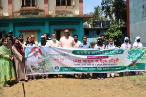 বৃক্ষরোপণ কর্মসূচির উদ্বোধনকালে সিসিক প্রশাসক