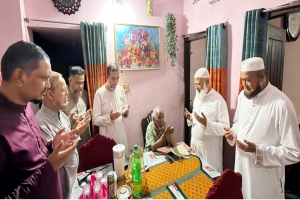 প্রথিতযশা সাংবাদিক আব্দুল হামিদ মানিককে দেখতে বাসায় গেলেন জামায়াত আমীর