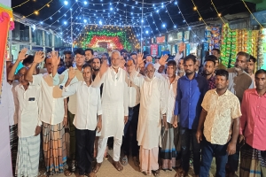 দোয়ারায় পূজামণ্ডপ পরিদর্শন করেন ইউপি চেয়ারম্যান পদপ্রার্থী ওলিউর রহমান